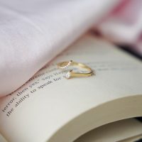 انگشتر طلا نگین دار کد R025