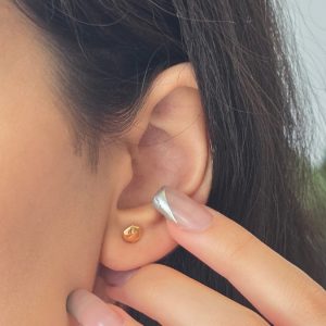 تصویر مدل گوشواره طلا طرح شش ضلعی کد E018 گوشواره طلا طرح شش ضلعی کد E018